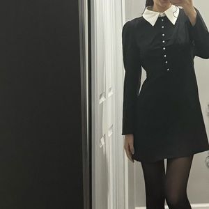 Selling a Black dress